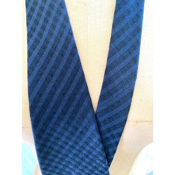 VTG Giorgio Armani Cravatte Royal Navy Blu Black Woven Striped Silk Acetate Tie - Picture 5 of 6